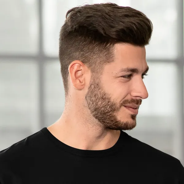 Odolné pánské tričko - Klasický kulatý výstřih