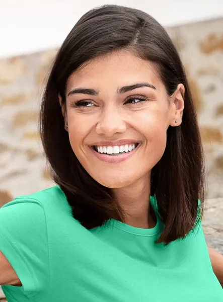 Dámské trendové tričko - Klasický kulatý výstřih