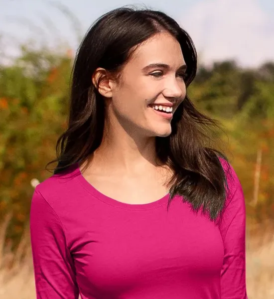 Dámské triko s dlouhými rukávy - Hlubší kulatý výstřih