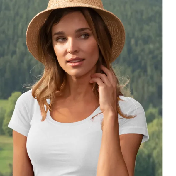 Dámské triko s ozdobným prošitím - Hluboký kulatý výstřih