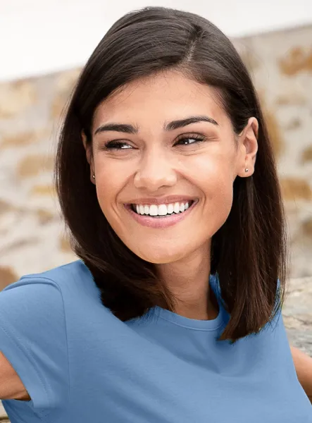 Dámské trendové tričko - Klasický kulatý výstřih