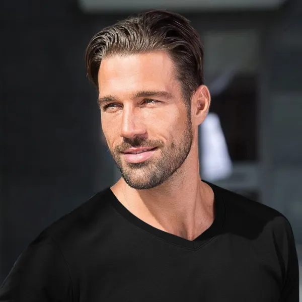 Pánské přiléhavé tričko - Výstřih do V