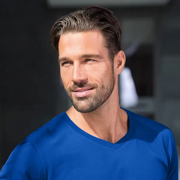 Pánské přiléhavé tričko - Výstřih do V